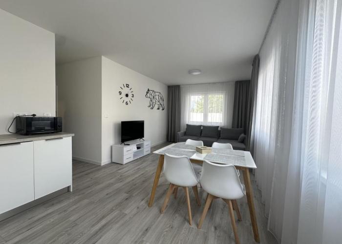 LAWIS Apartments