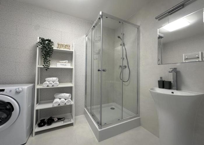 LAWIS Apartments