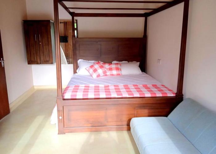 Heaven Thalalla- 4BHK Superior Villa With Private Pool and inside apartments