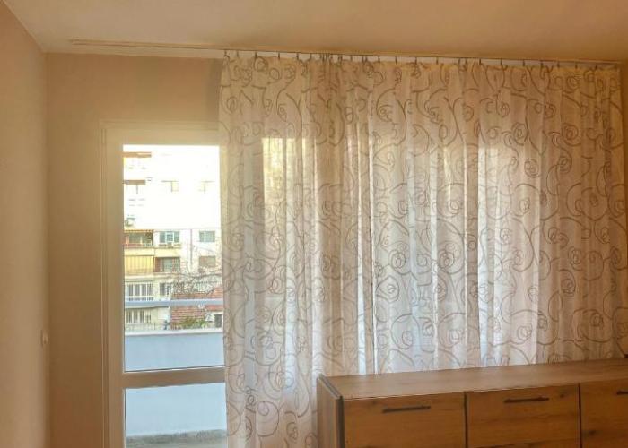 Spacious Apartment next to South Park Просторен Апартамент до Южен Парк Top Location