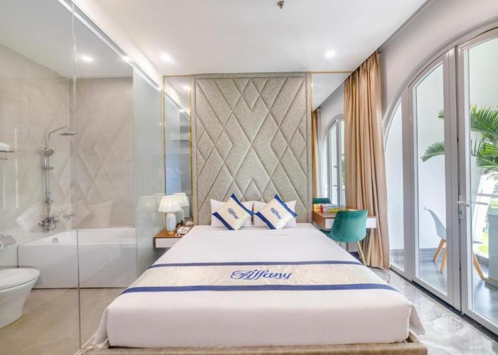 TIFFANY HOTEL & RESTAURANT