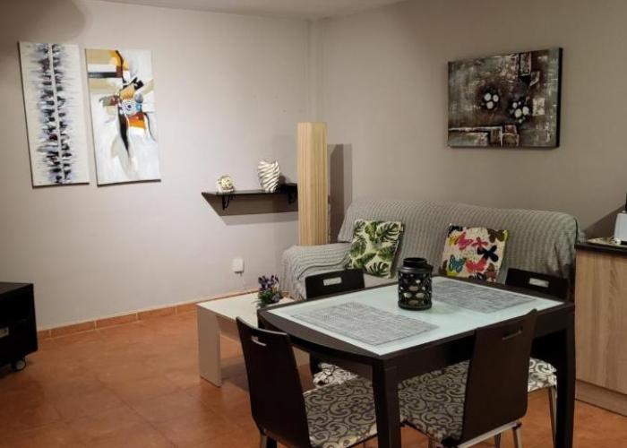 Casa baja preciosa con jardín privado en primera línea naturista!