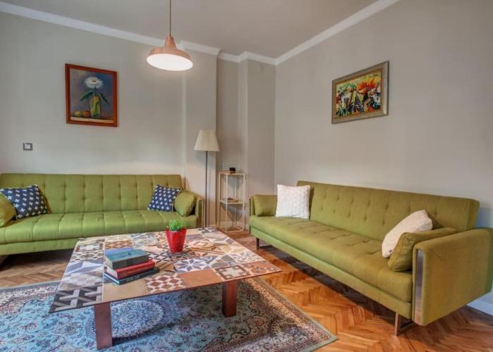 Sofia center, Shishman street bijou