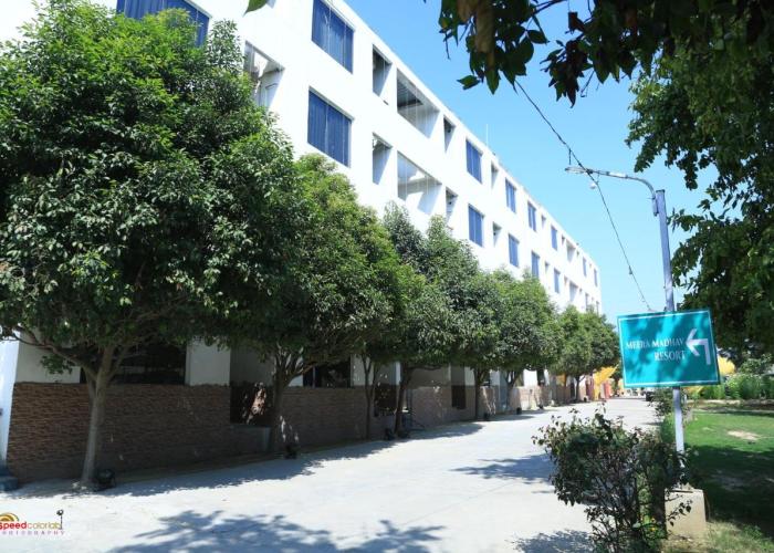 Meera Madhav Resort