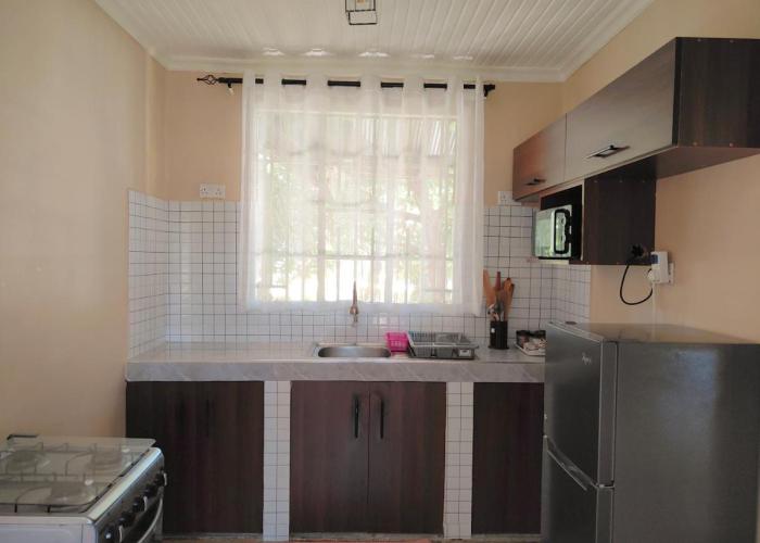 MILIMANI DRIVE LIVING I LUXE FURNISHED UNITs