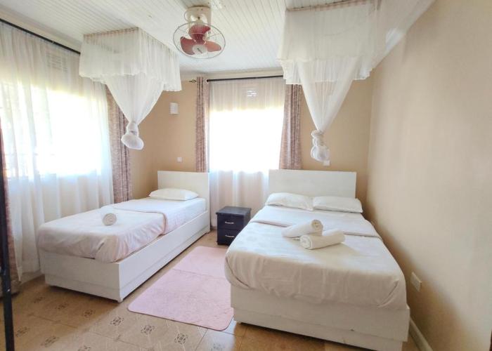 MILIMANI DRIVE LIVING I LUXE FURNISHED UNITs