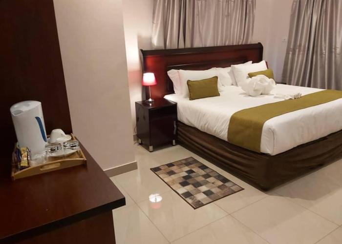 Top Stay Inn