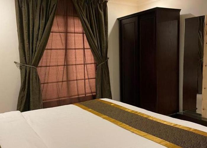 Golden Vision Hotel