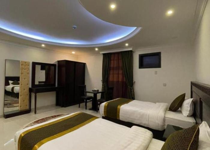 Golden Vision Hotel