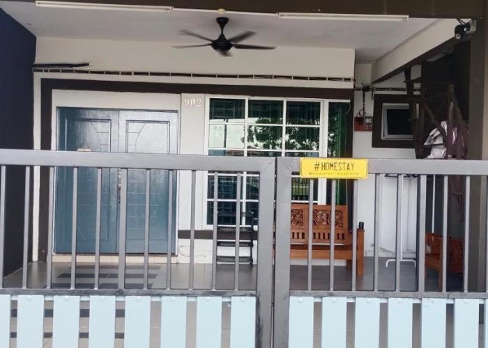 HOMESTAY D'TEPIAN CASA, BANDAR SERI IMPIAN KLUANG