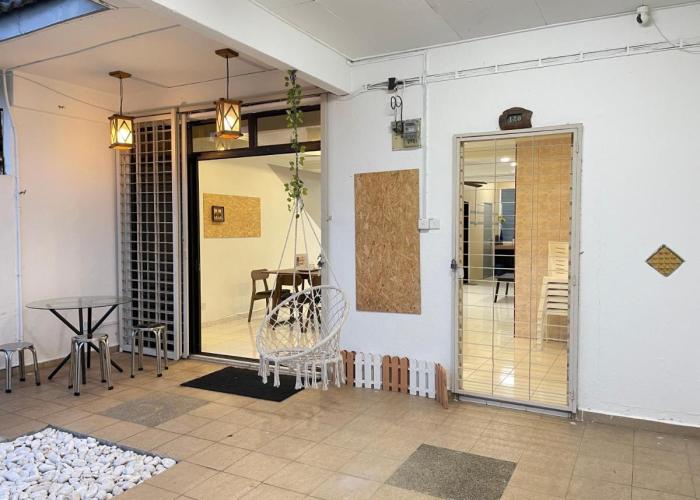 8min Port Dickson beach 17pax Pet Friendly