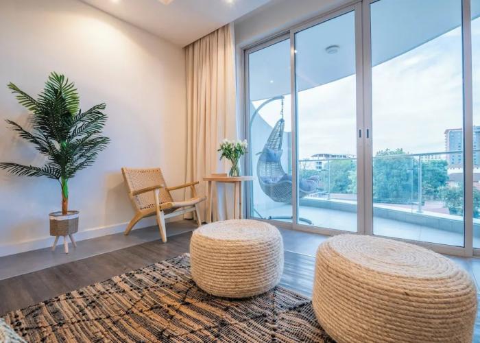 Capital 2 Bed Olive Tree Line By YourHost