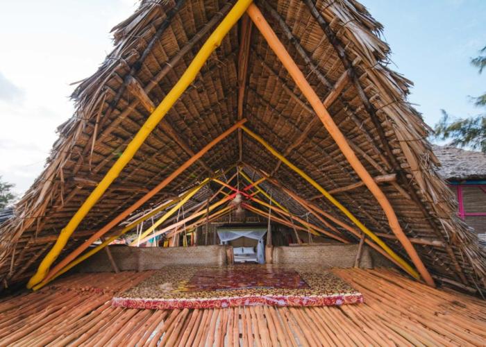 Kizingo Beach Eco Lodge