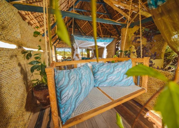 Kizingo Beach Eco Lodge