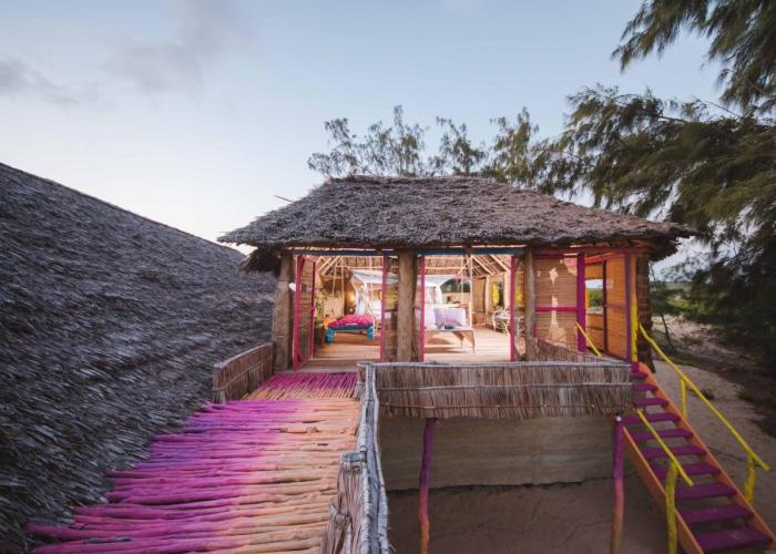 Kizingo Beach Eco Lodge