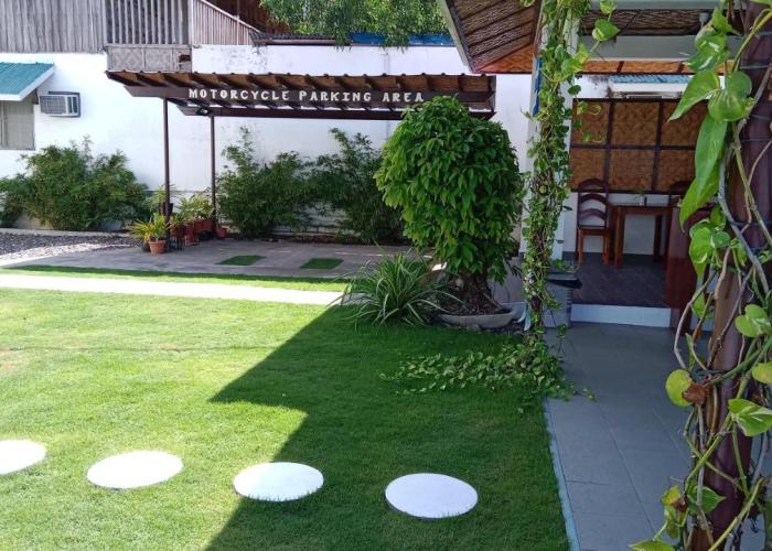 Bernis Hostel