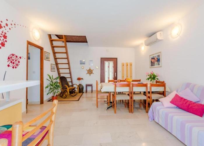 Apartment Duje