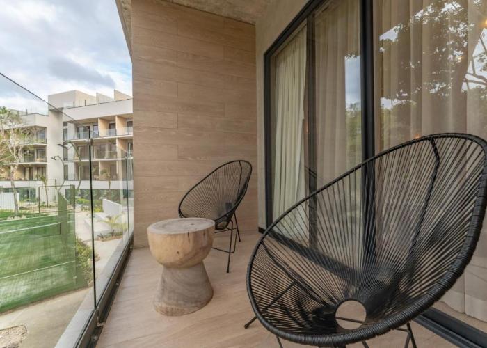 ELEMENT Apartments