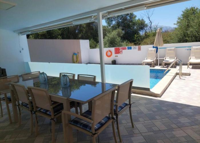 Villa Oniro walking distance to the beach and to Georgioupolis center