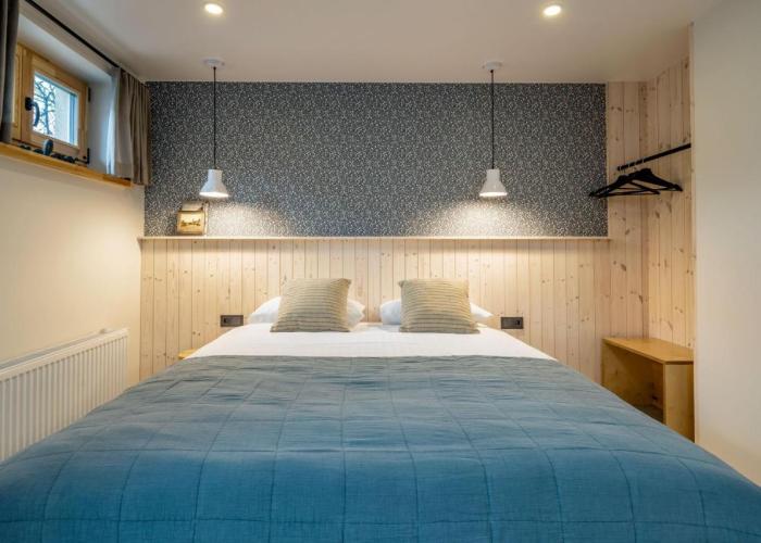 B2 Apartments