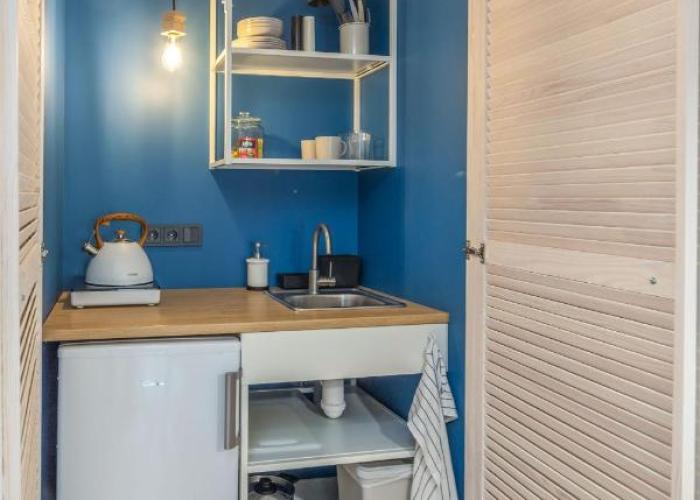 B2 Apartments