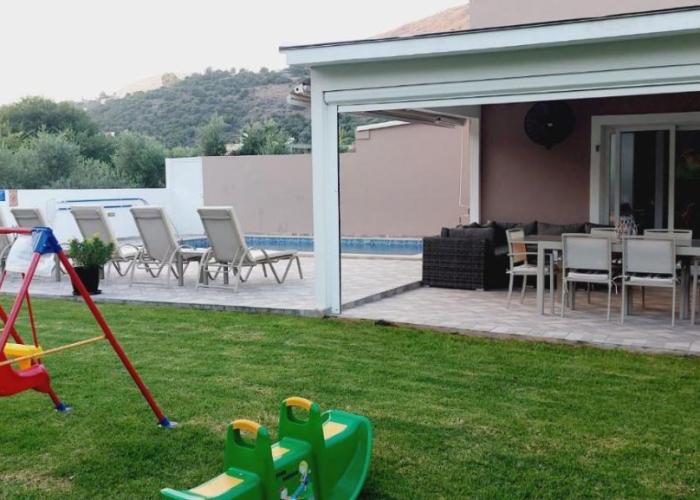 Villa Uranos walking distance to the beach and to Georgioupolis center