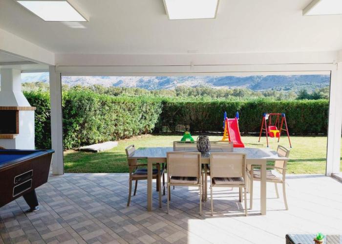 Villa Uranos walking distance to the beach and to Georgioupolis center