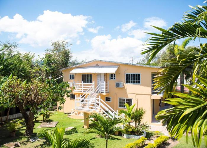 Hunny Bay Resort At Priory St Ann