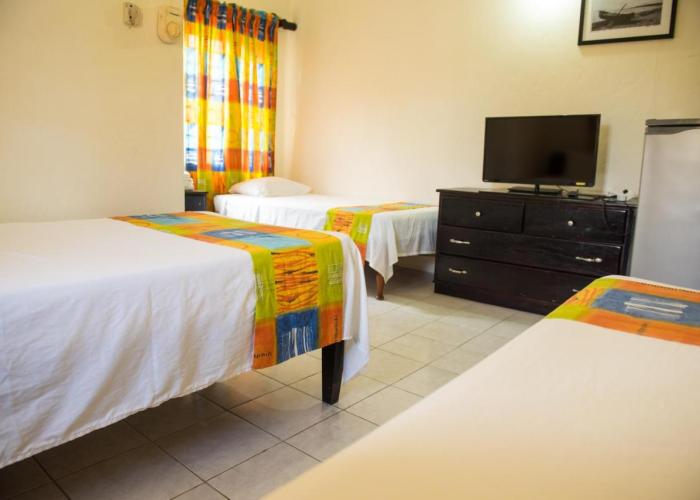 Hunny Bay Resort At Priory St Ann