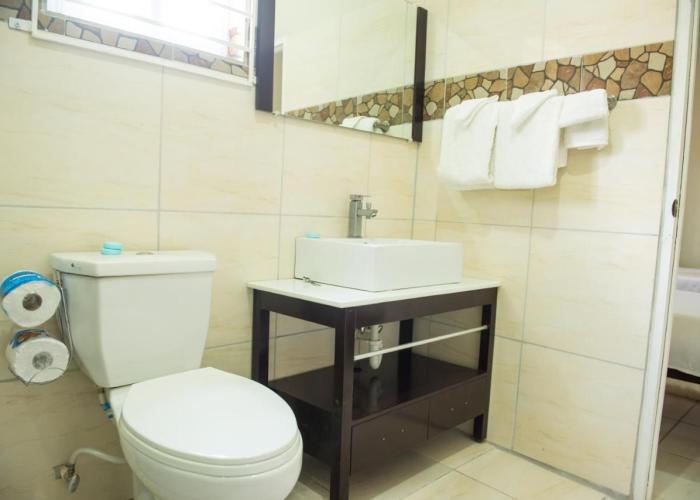 Hunny Bay Resort At Priory St Ann