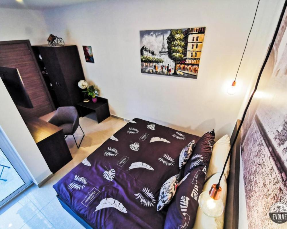 фото Evolve Coliving Guesthouse