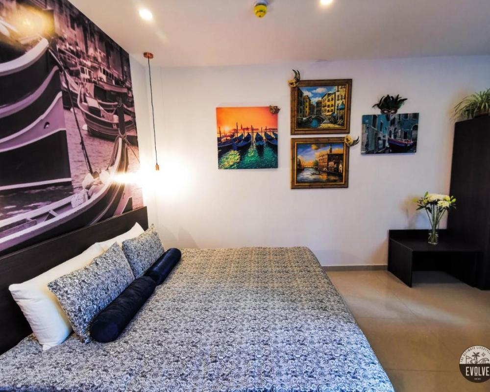 фото Evolve Coliving Guesthouse