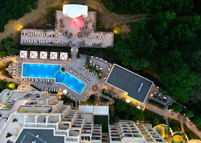 Marina Sands Bijou Boutique is an excellent choice for travelers visiting Obzor