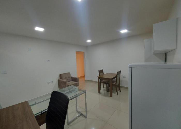Casa de Hóspedes em Parque Pinheiros - Sem Garagem
