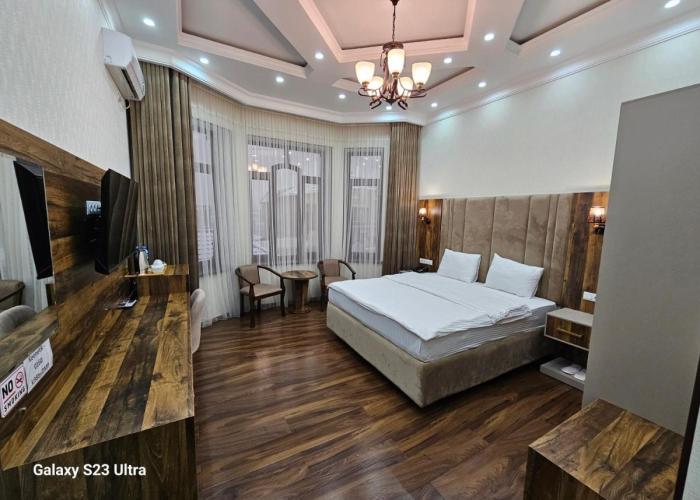 Hotel Sharq