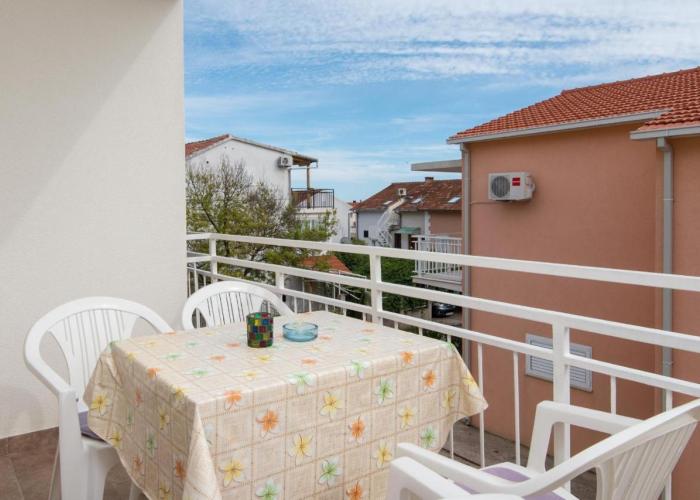 Apartments Darjan
