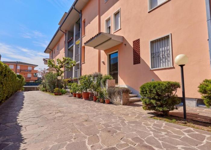 Gionno's apartment