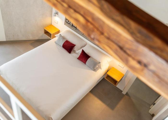 Domu Qirat - Authentic Rooms & Terraces