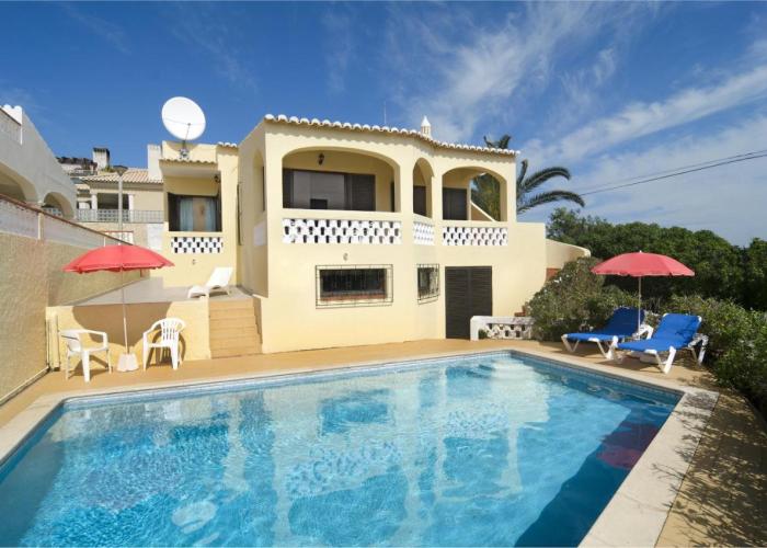 417 Villa Beatriz