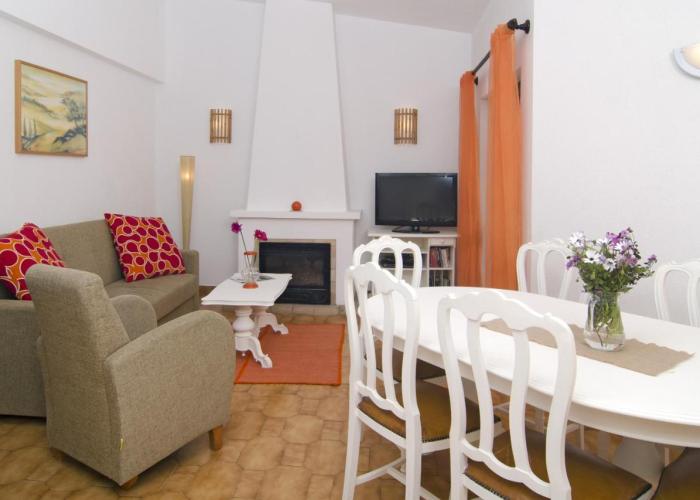 417 Villa Beatriz