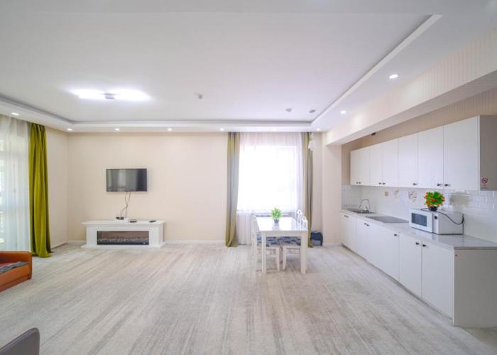 Eagle Town Serviced Apartment- Free Pick up from Airport