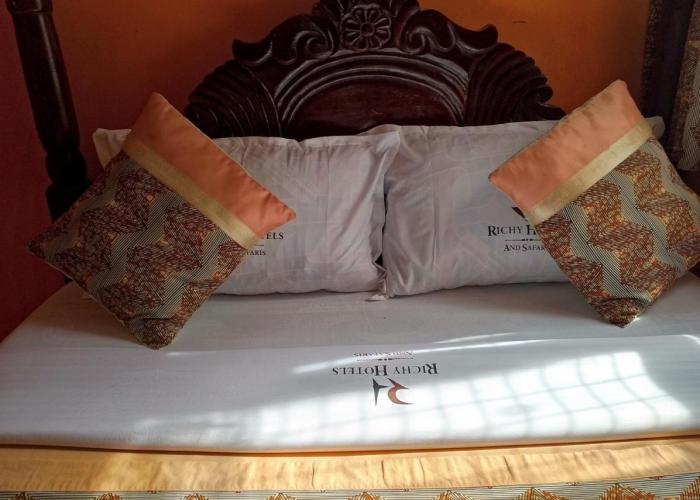 Richy Hotels and Safaris