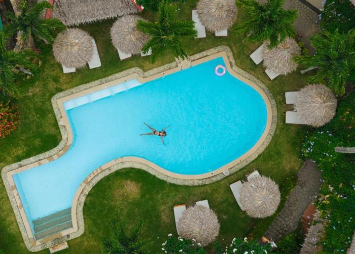Garden of Eden Dive Resort