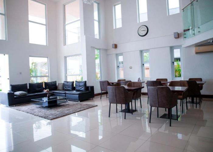 Cromer Apartments