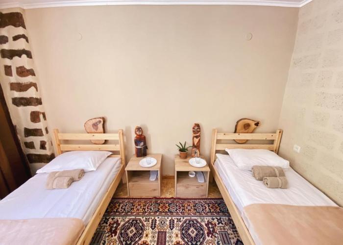 Hovek Guest House