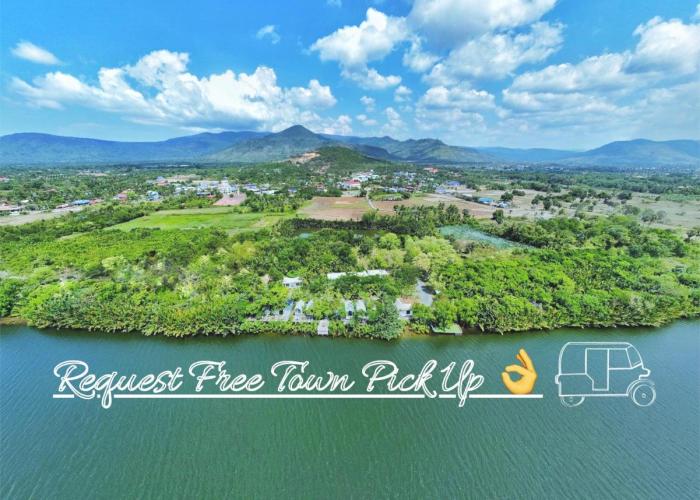 Kampot Riverfront Boutique