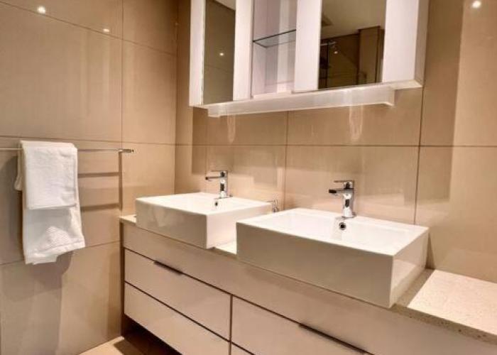iTowers luxurious 1-Bedroom apartment- 15th Floor