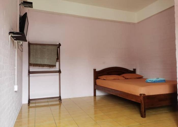 KAMILA MOTEL TELUK SENANGIN