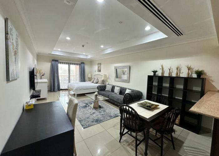 Alken Studio - Amazing Superior Studio with Marvellous Marina View in the Pearl, Doha