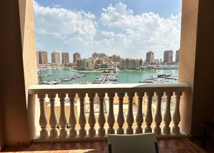 Alken Studio - Amazing Superior Studio with Marvellous Marina View in the Pearl, Doha